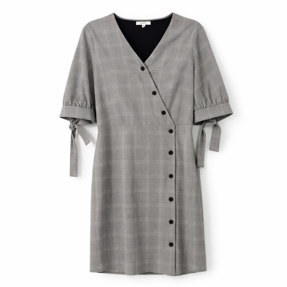 Pleione Dresses & Skirts - Pleione Gray Glen Plaid Dress XS
